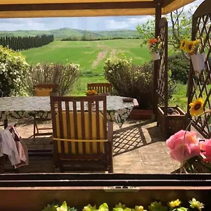  Casa vacanze Casa Girasole Crete Senesi Italia