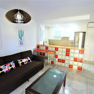 https://andalucia-apartments-70m-from-the-beach.es-andalucia.com