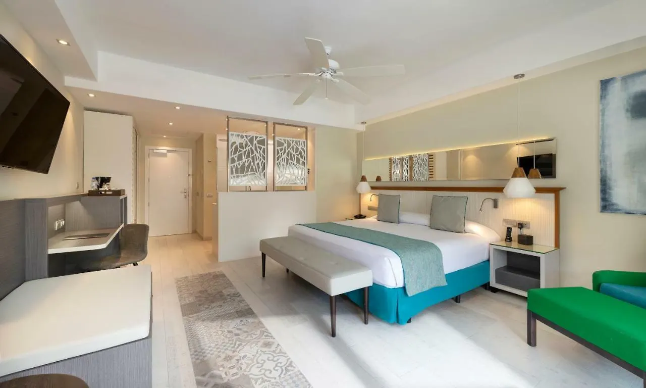 בייהיבה Catalonia Royal La Romana Adults Only אתר נופש